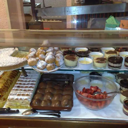 Nel Borgo Bed & Breakfast *